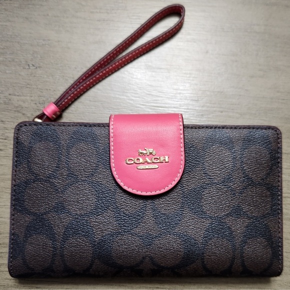 Coach Wallet Signature Color Block
Brown/Watermelon. Excellent condition. - Picture 1 of 5